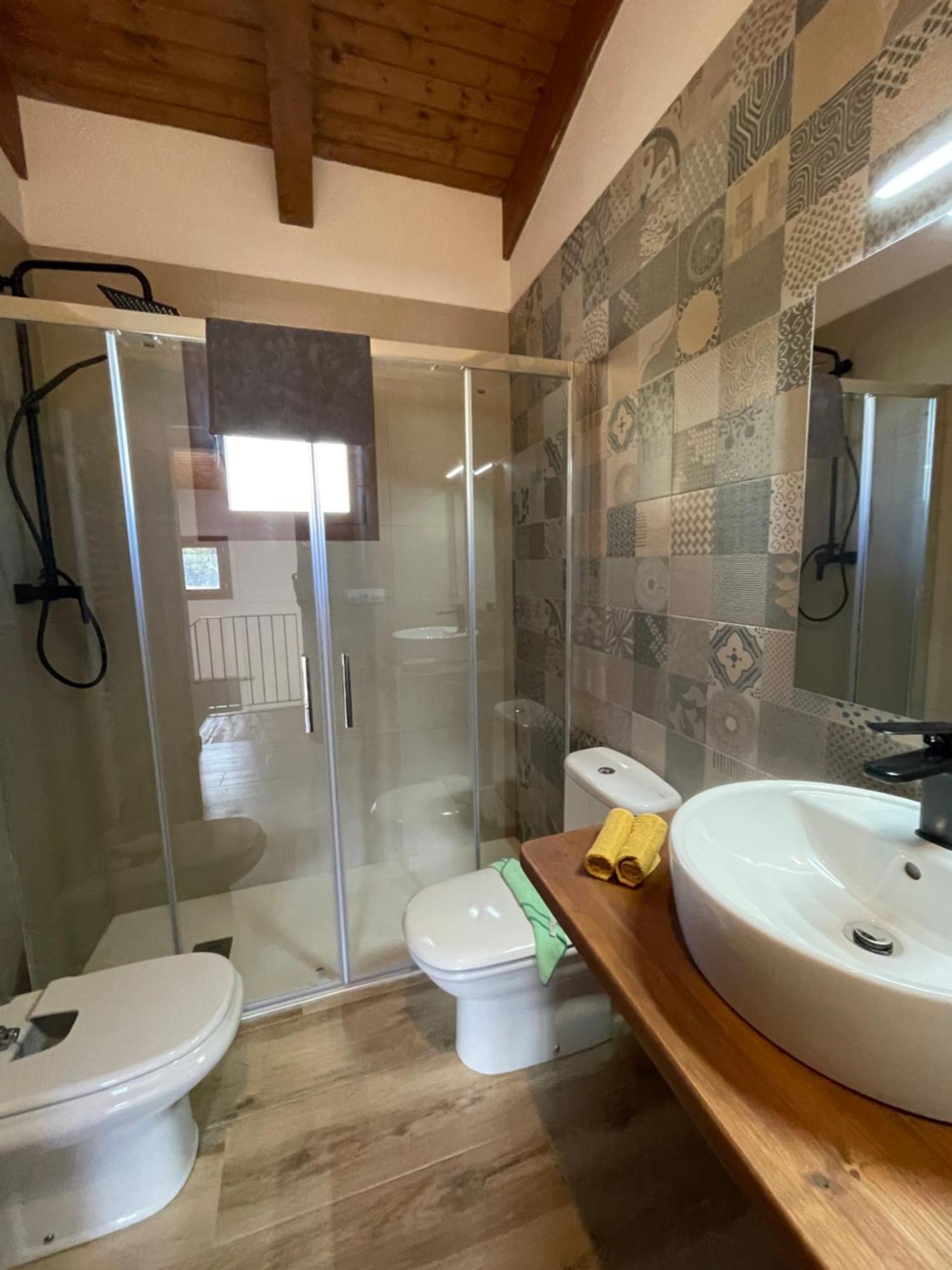 Casa De Les Escoles, Espinalbet - Alberga Castellar del Riu Kültér fotó